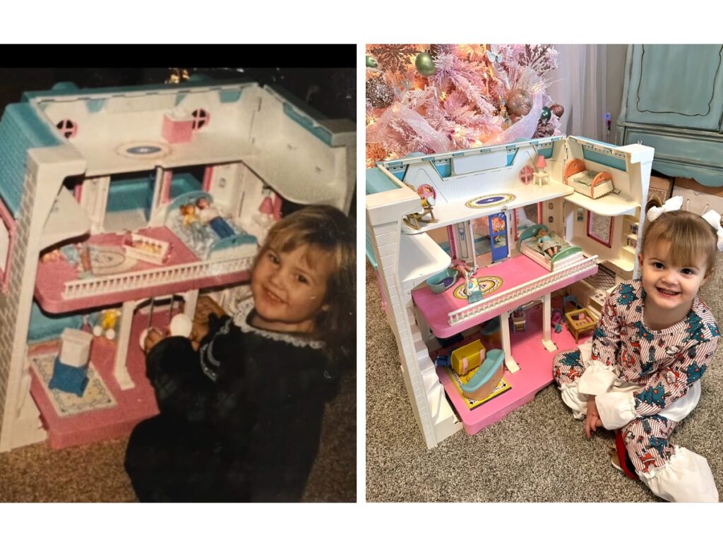 Mom and Daughter 1993 Loving Family Dream Folding Dollhouse